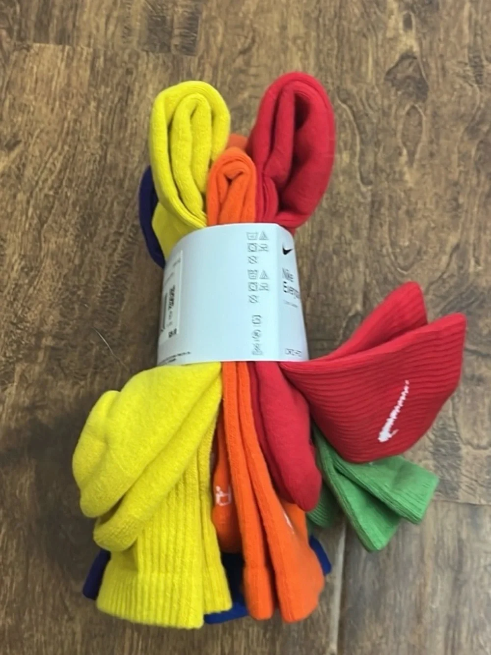 Nike Everyday Plus Crew Socks - Red, Green, Blue & Yellow (6-Pack)